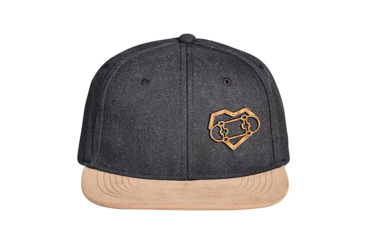Snapback Cap mit Holzmotiv aus upcycling Holz gelasert - i love my skateboard