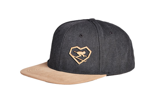 Snapback Cap mit Holzmotiv aus upcycling Holz gelasert - i love skiing