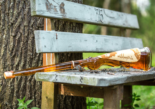 WILDAUSTRIA Kräuter-Edellikör Glasgewehr 1,5l
